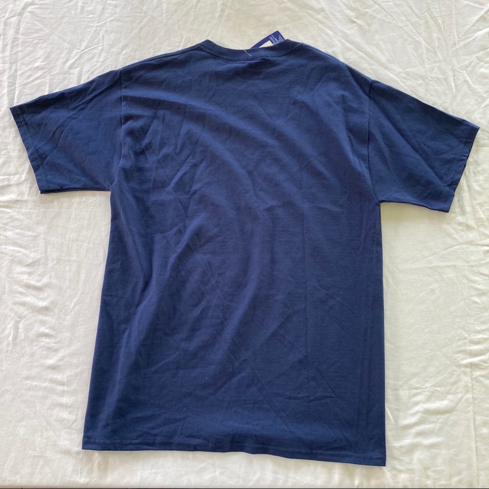 Champion Tee - Picture 5 of 7